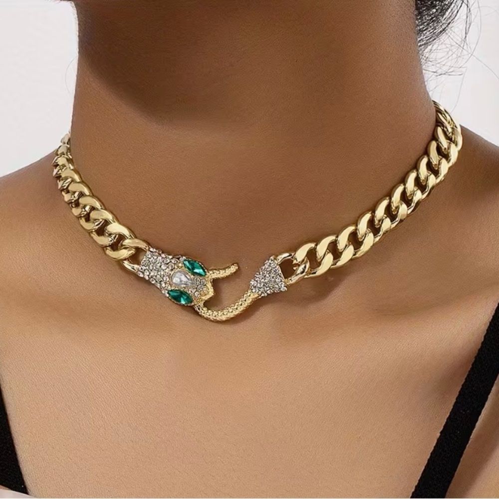 💚 Unique Style Stunning Gold chain link Panther Necklace 💚